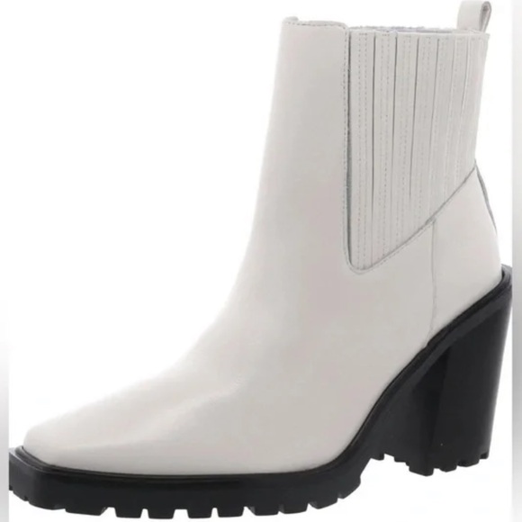 🌸VINCE CAMUTO🌸 Aresse Bootie In White Size: 7.5 - Picture 1 of 14